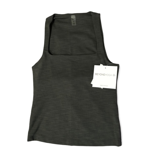 Beyond Yoga | Heather Squareneck Crop Tank + Shelf Bra - Picture 4 of 9